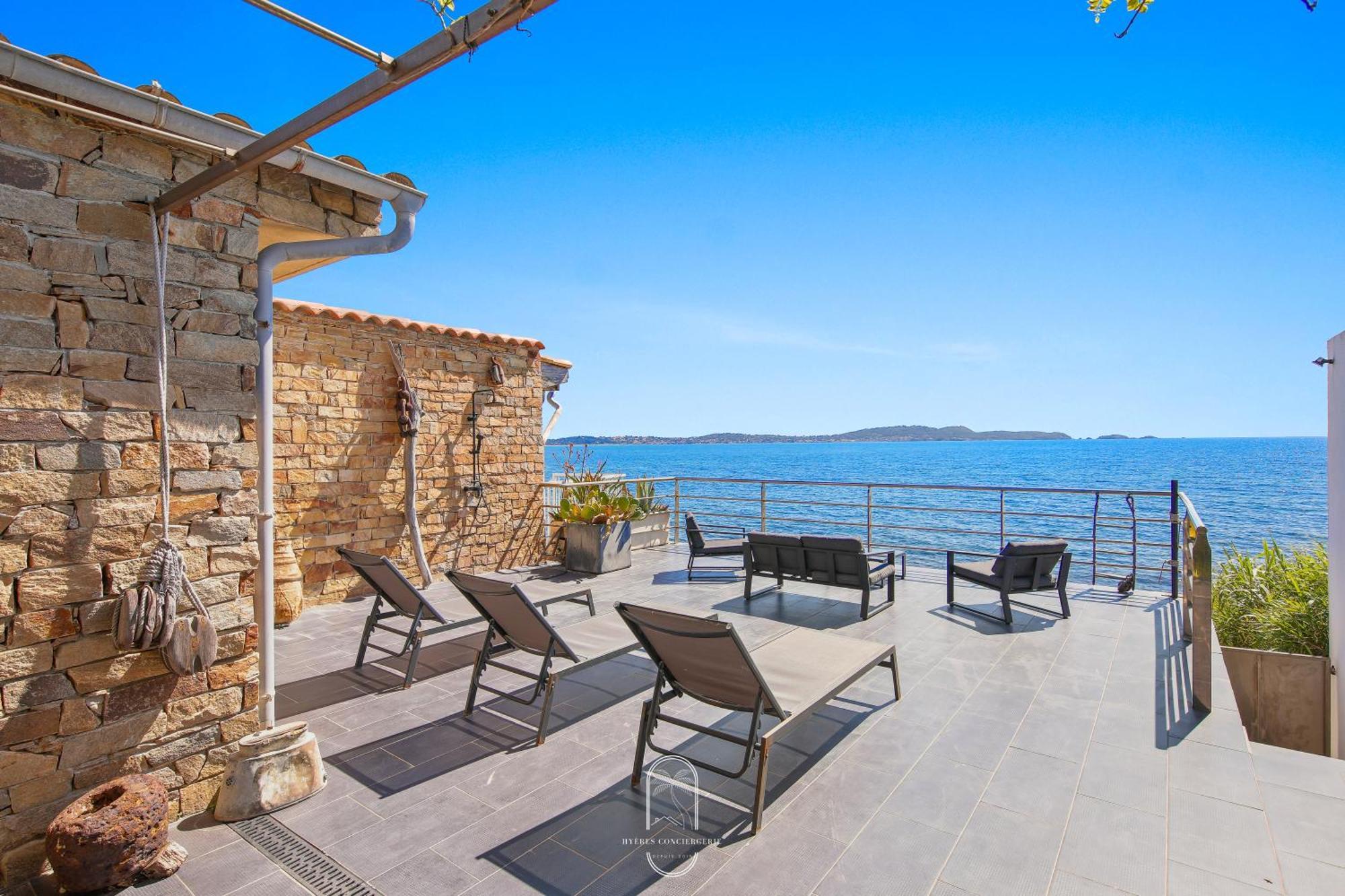 Maison Sur L'Eau-Hyeres-Almanarre-Parkings Clim Wifi By Hc エクステリア 写真