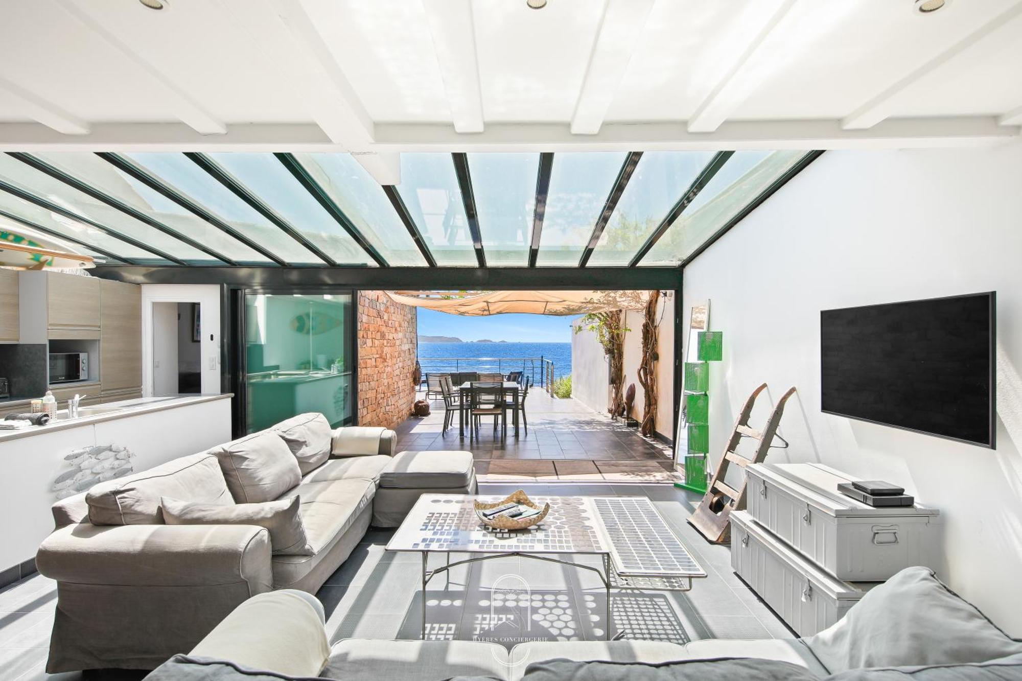 Maison Sur L'Eau-Hyeres-Almanarre-Parkings Clim Wifi By Hc エクステリア 写真