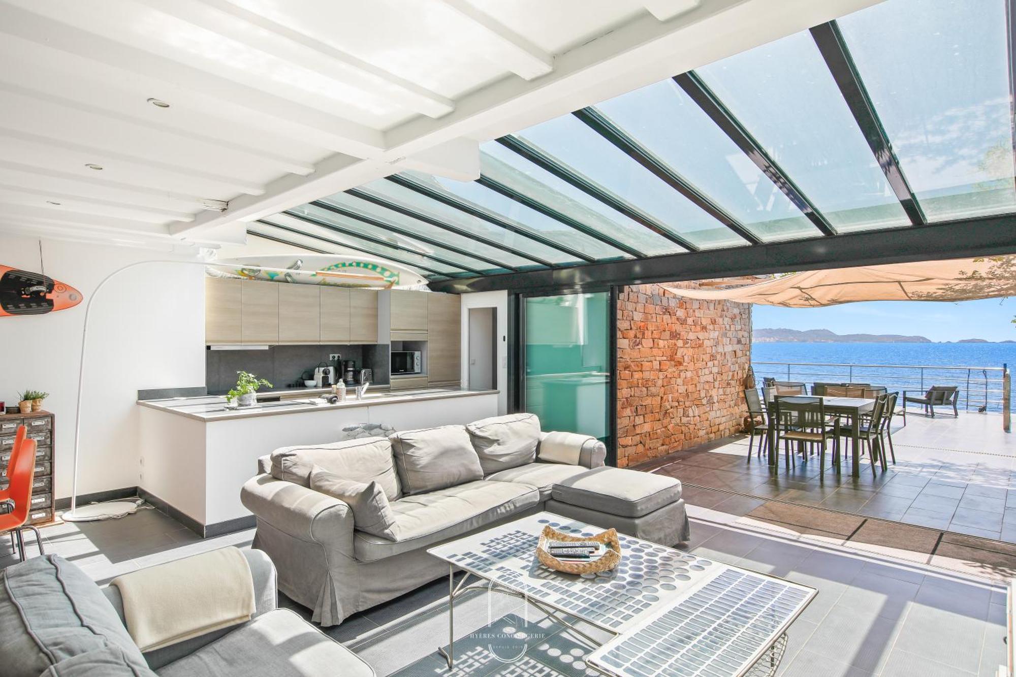 Maison Sur L'Eau-Hyeres-Almanarre-Parkings Clim Wifi By Hc エクステリア 写真