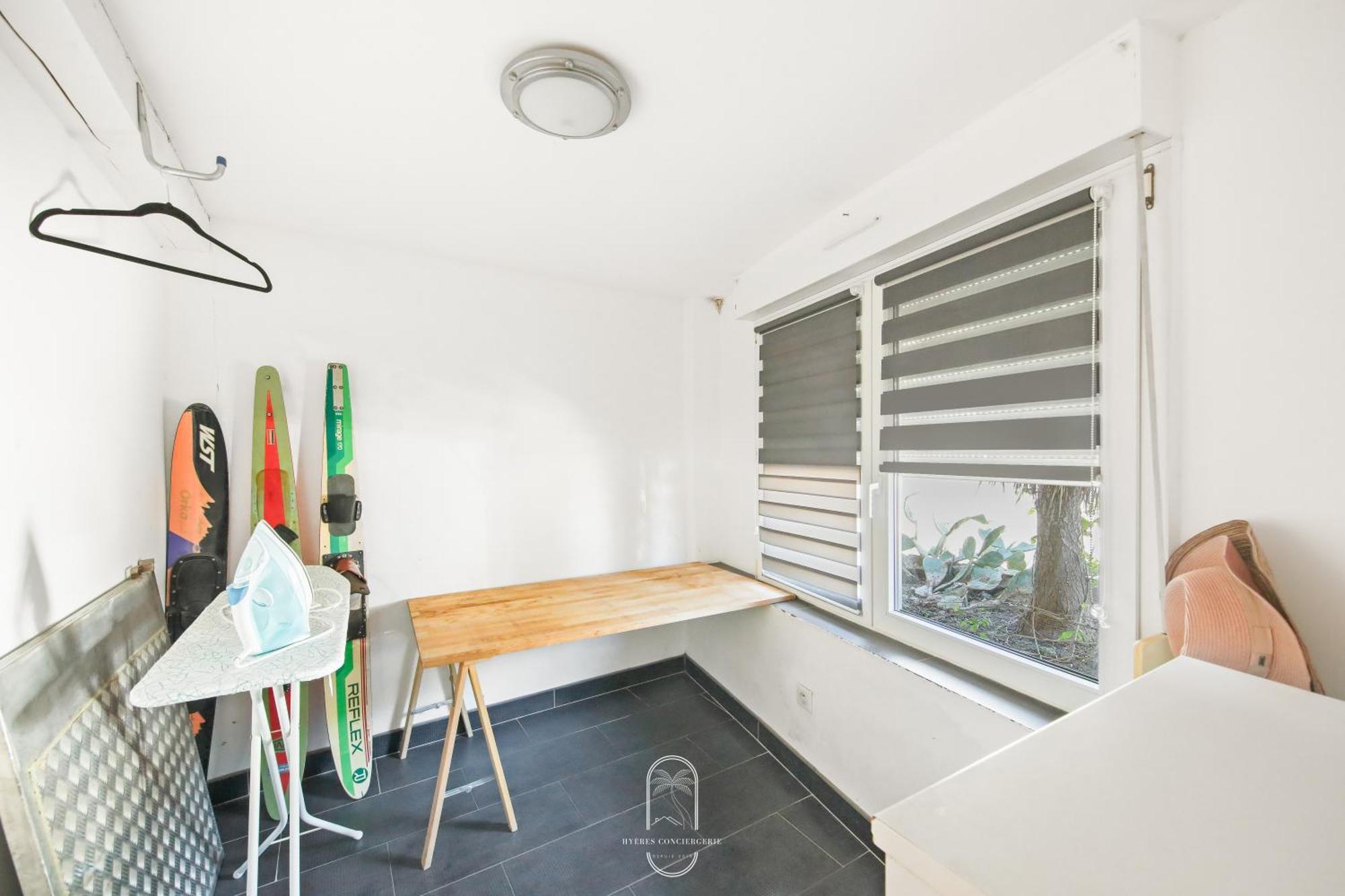 Maison Sur L'Eau-Hyeres-Almanarre-Parkings Clim Wifi By Hc エクステリア 写真